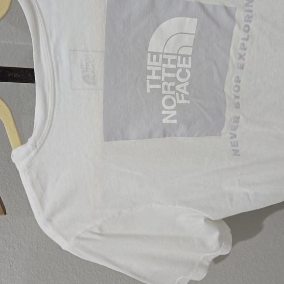 The North Face Classic White Tee With Silver Logo T-Shirt Womens Medium - Picture 8 of 11